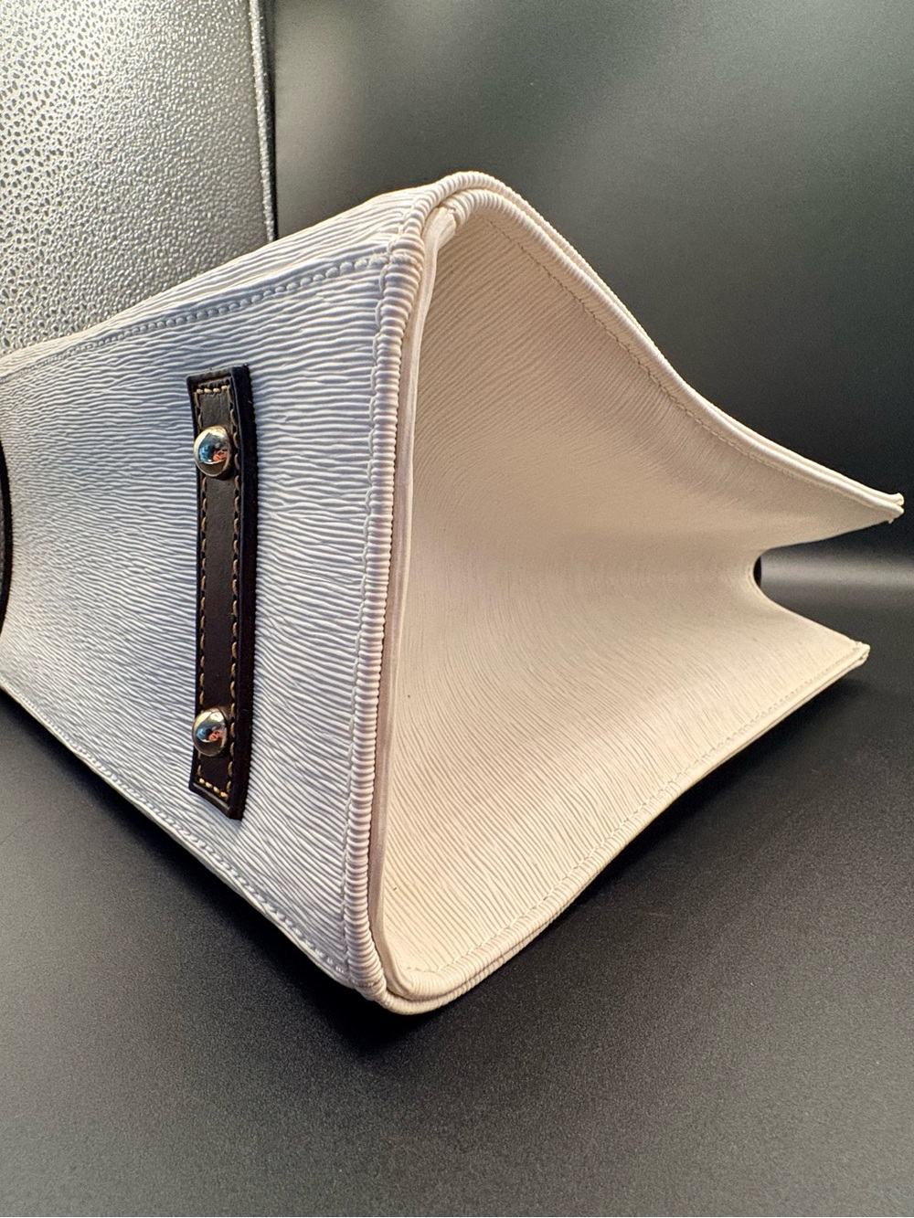 DOONEY & BOURKE Wexford Leather Janine Tote - Picture 6 of 15